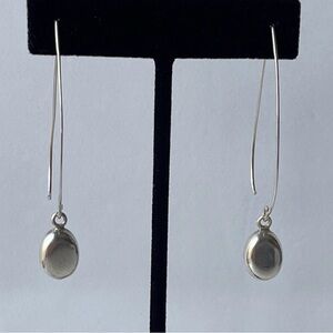 Silpada 925 Sterling Silver Drop Earrings, excellent like new condition. 2 1/2”